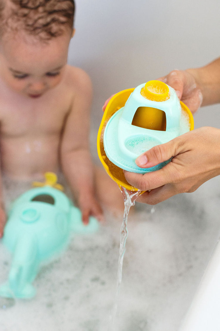 L'Heure du Bain Sereine : Nos Jouets de Bain Éthiques et 100% Made in France