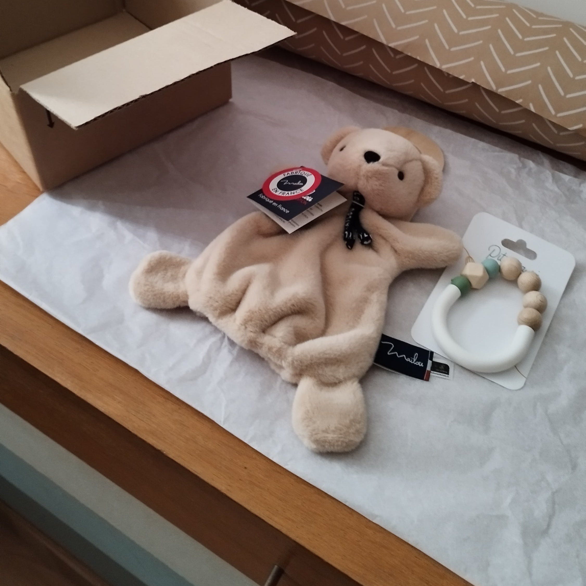 La préparation d'une commande d'un cadeau de naissance Made in France