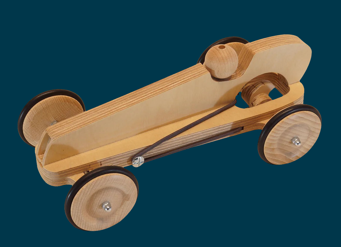 Voiture jouets en bois à construire