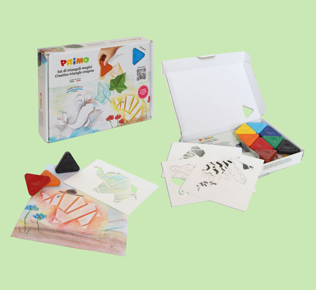Coffret triangles de cire 8 couleurs et ses 6 pochoirs