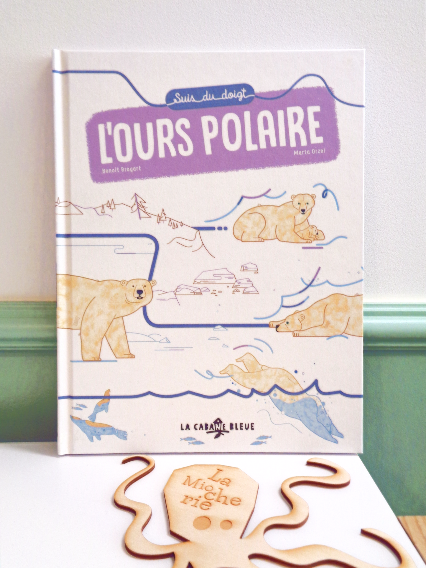 Suis du doigt l'Ours polaire - La Cabane bleue