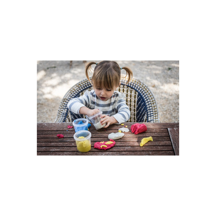 Tout sur la pâte à modeler : un indispensable pour les tout-petits