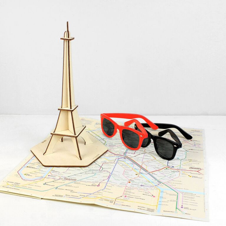 Tour Eiffel en bois à assembler - Fabrication française