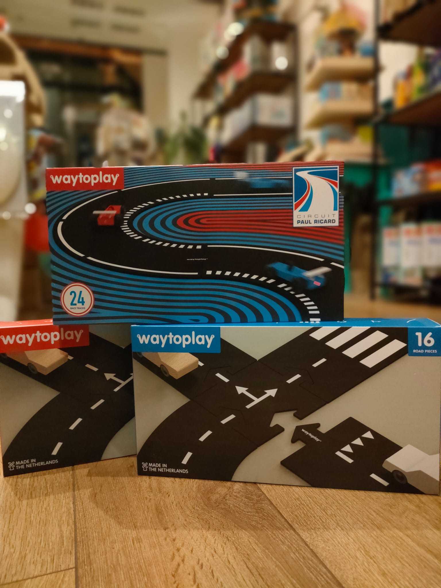 Le circuit flexible Paul Ricard 24 pièces - Made in Hollande - Waytoplay Toys