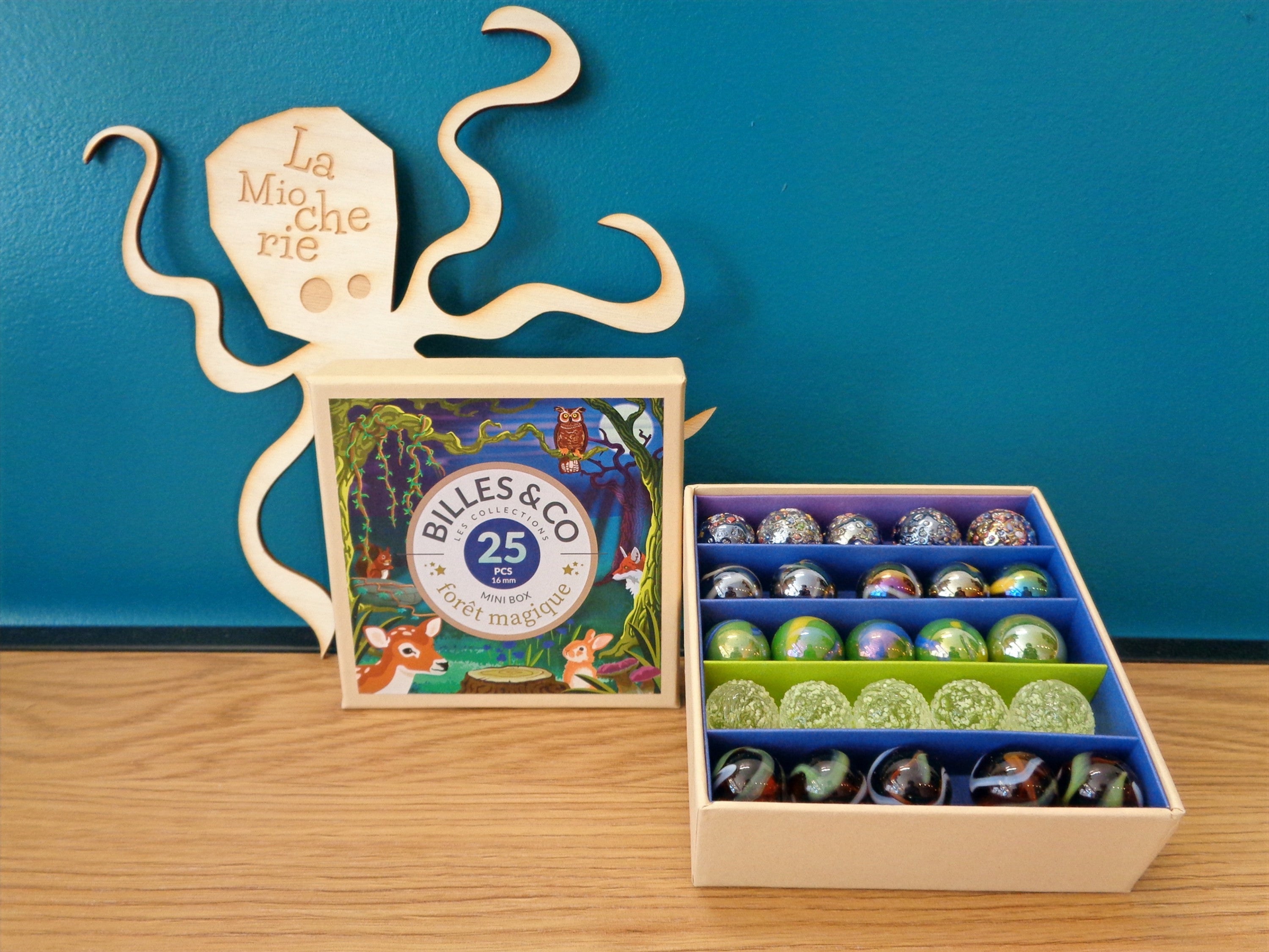 Box of Magic Forest collectible marbles - Billes &amp; Co