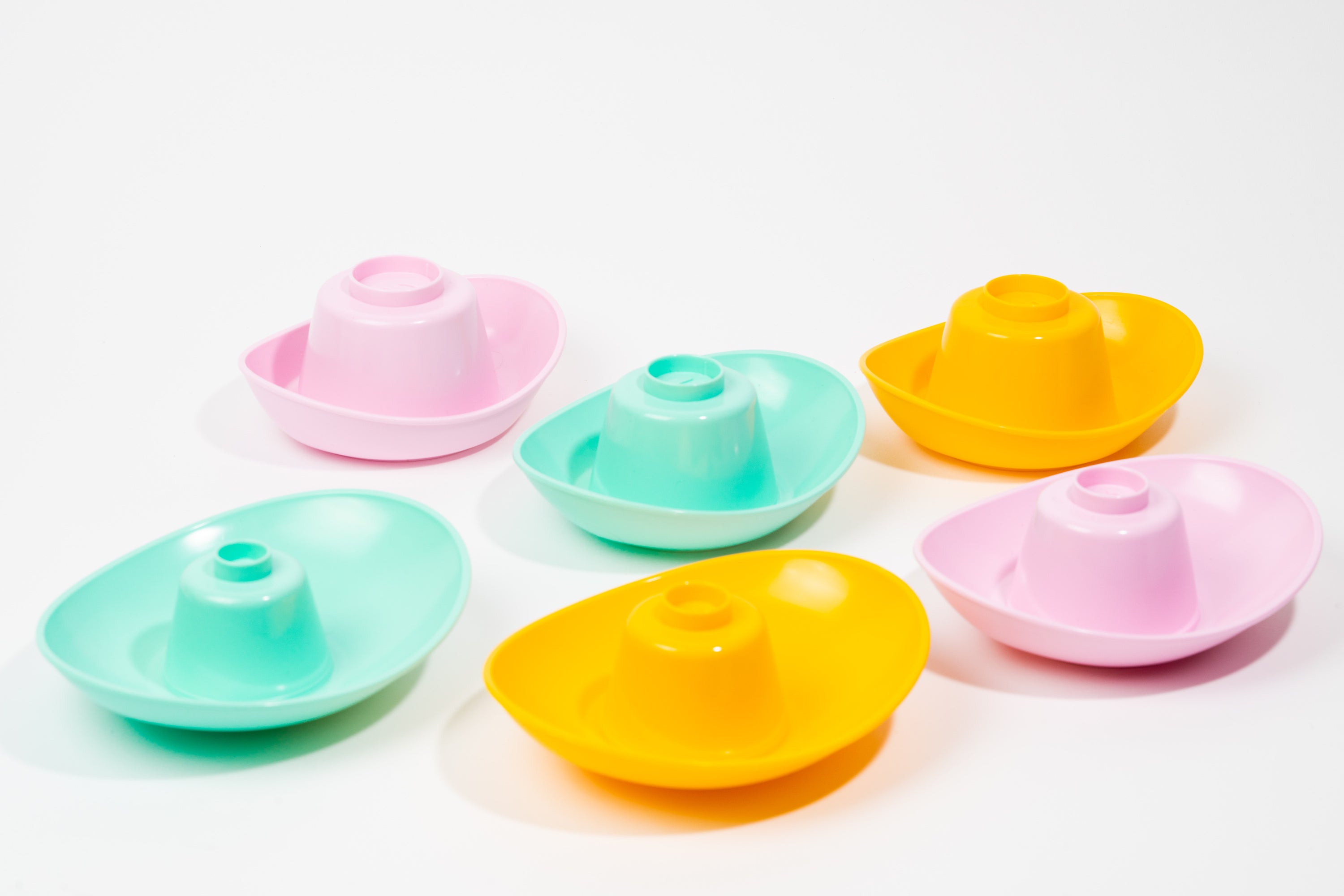 The Acrobat nesting cups - Made in France - Le Cadeau Simple