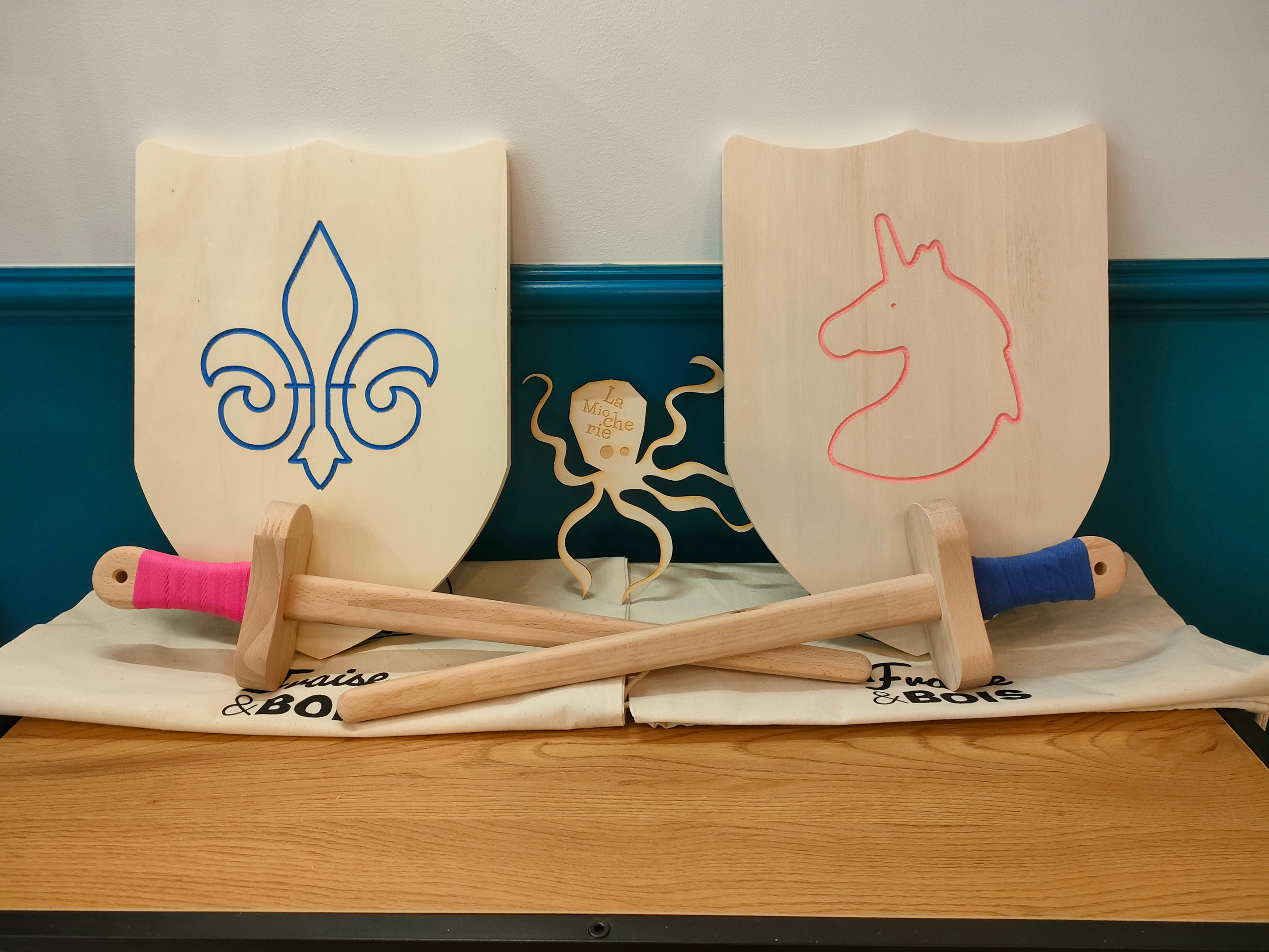 Pack épée et bouclier - Made in France - Fraise & bois