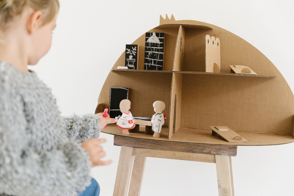 House pack + furniture + characters + wardrobe - Paulette and Sacha