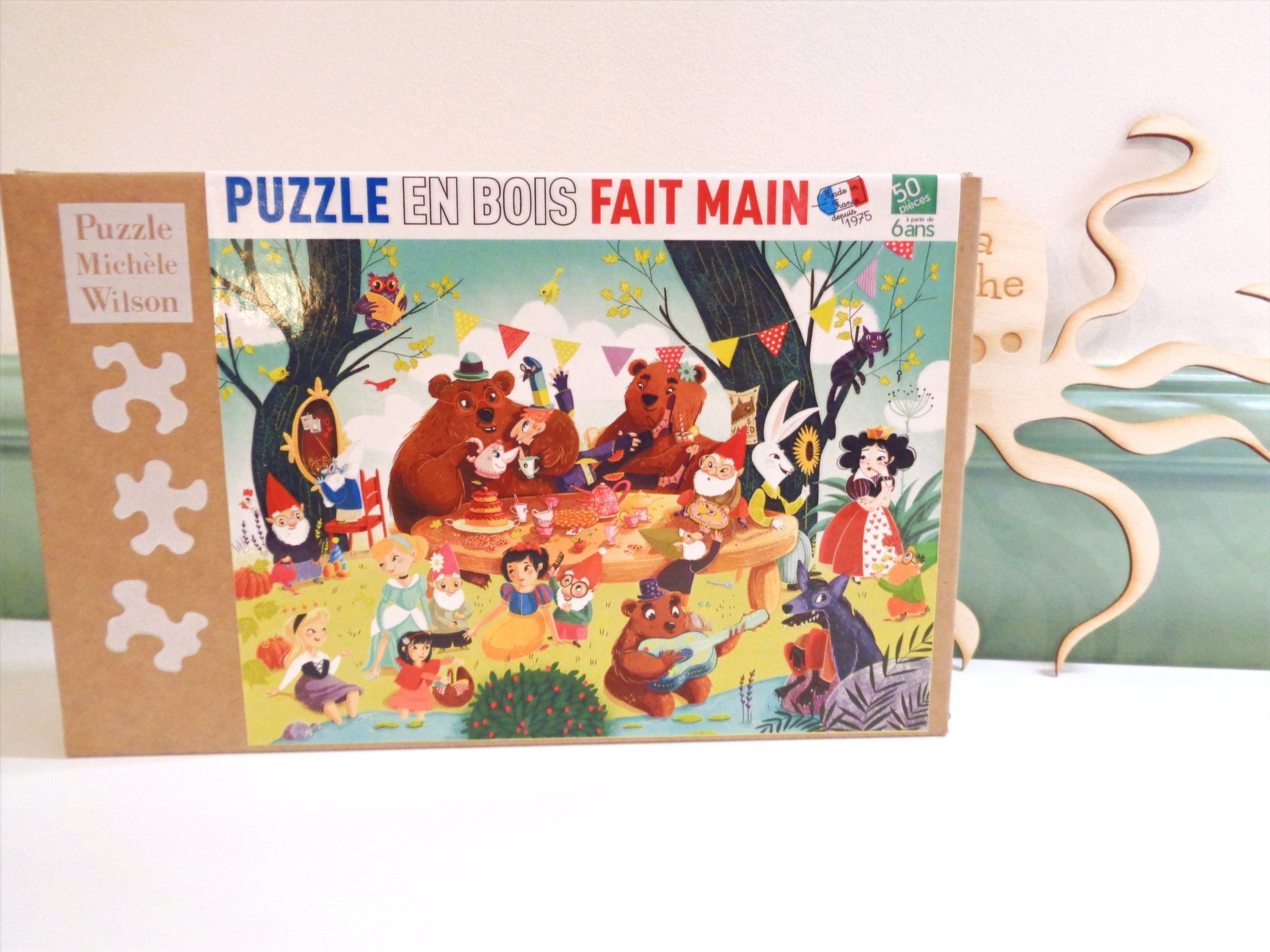 50 piece wooden puzzle Once upon a time - Made in France - Michèle Wilson