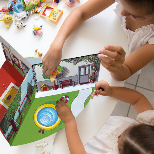La Maison playing book - Made in France - Mademoiselle is a hit